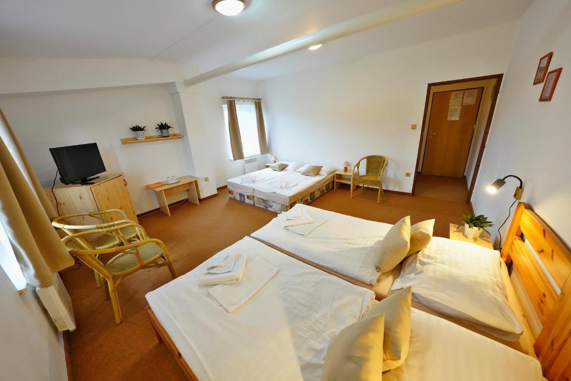 Resort Ohrada Vísky Екстериор снимка